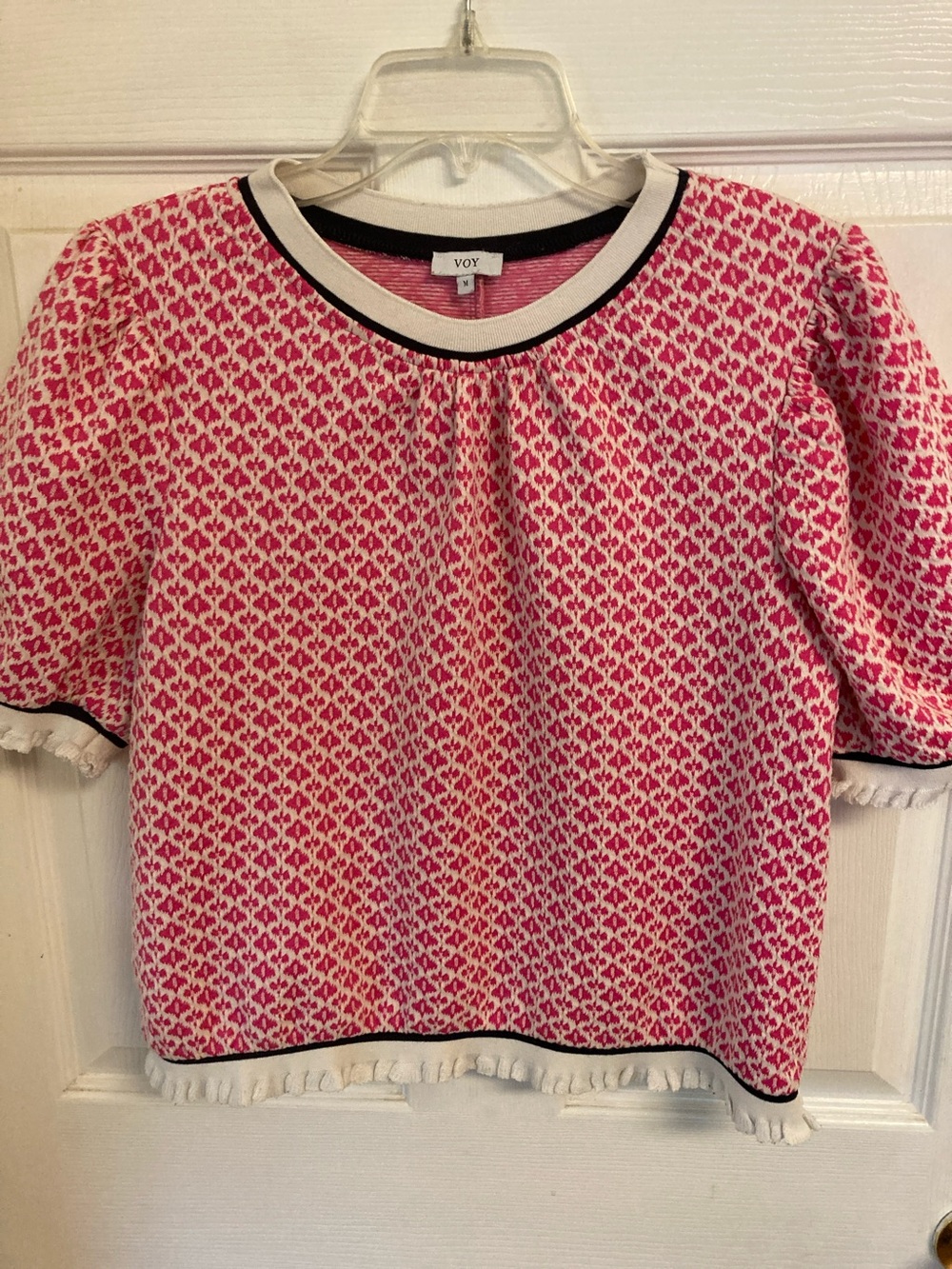 VOY Pink Patterned Short Sleeve Knit Top with Contrast Trim